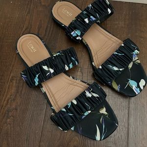 Lewit Sandals